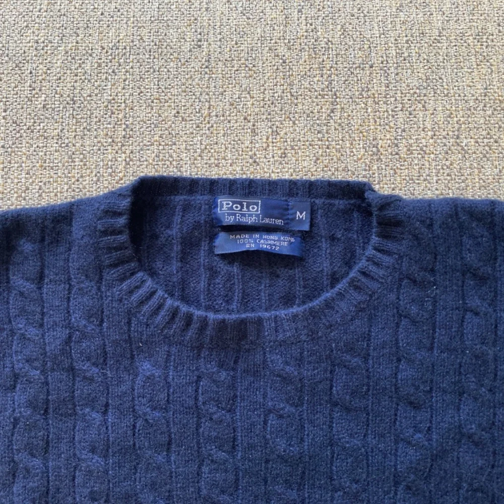Ralph Lauren Cable-Knit Cashmere Sweater in NAVY - Picture 4 of 10